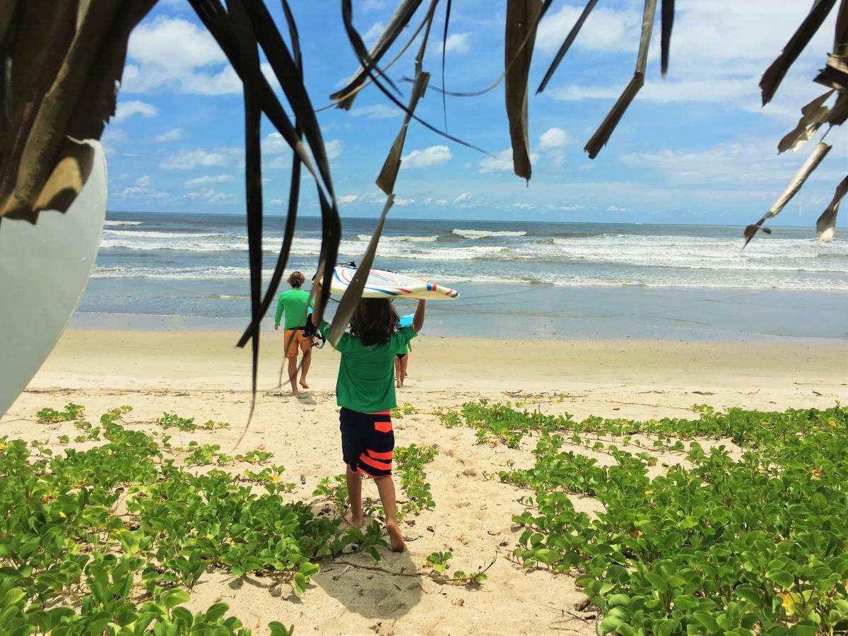 Moana Surf Resort Nosara Bagian luar foto